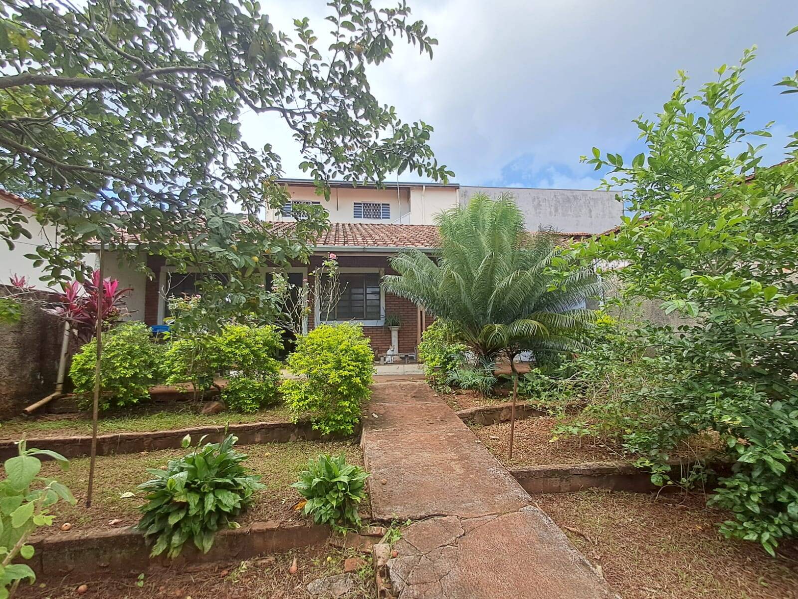 #87 - Casa para Venda em São Pedro - SP