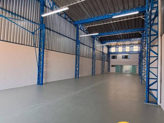 #24 - Sala para Locação em São Pedro - SP